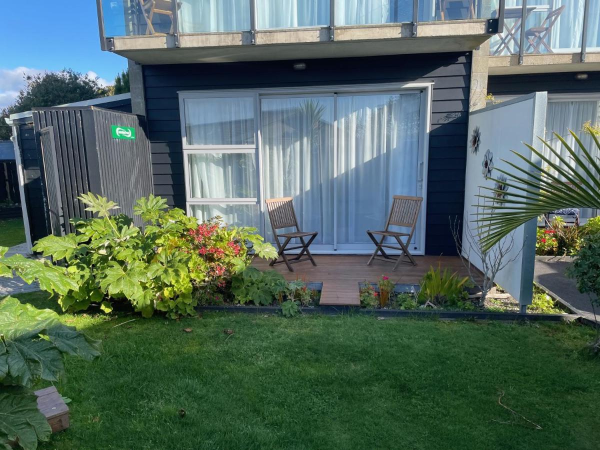 Carters By The Sea Beachside Studio Apartments Carters Beach Esterno foto