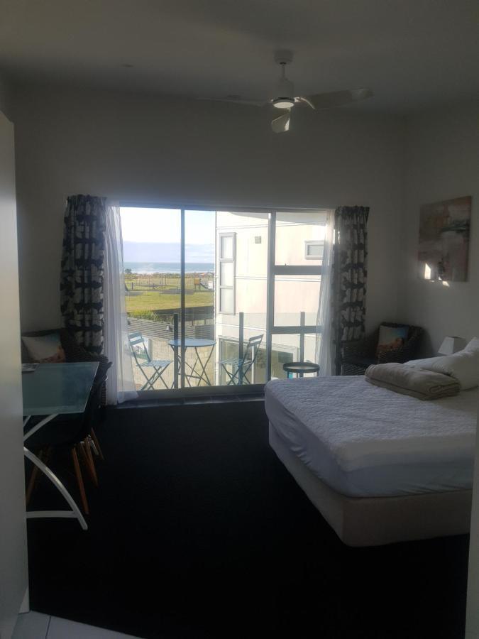 Carters By The Sea Beachside Studio Apartments Carters Beach Esterno foto